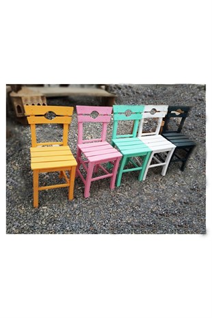 Renkli Köy Sandalyesi